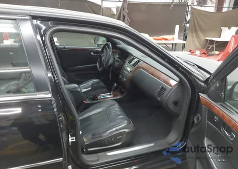 2007 Cadillac Dts Luxury I z USA, uszkodzony, nr VIN 1G6KD57Y87U163829